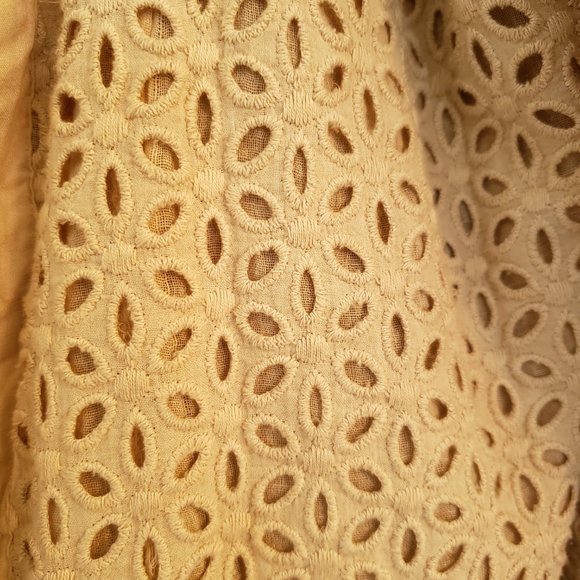 Neutral spring cut out light jacket - Picture 3 of 5